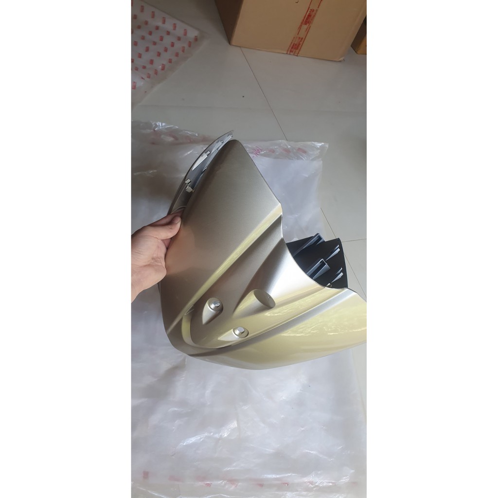 Mặt nạ Taurus Yamaha màu vàng xám