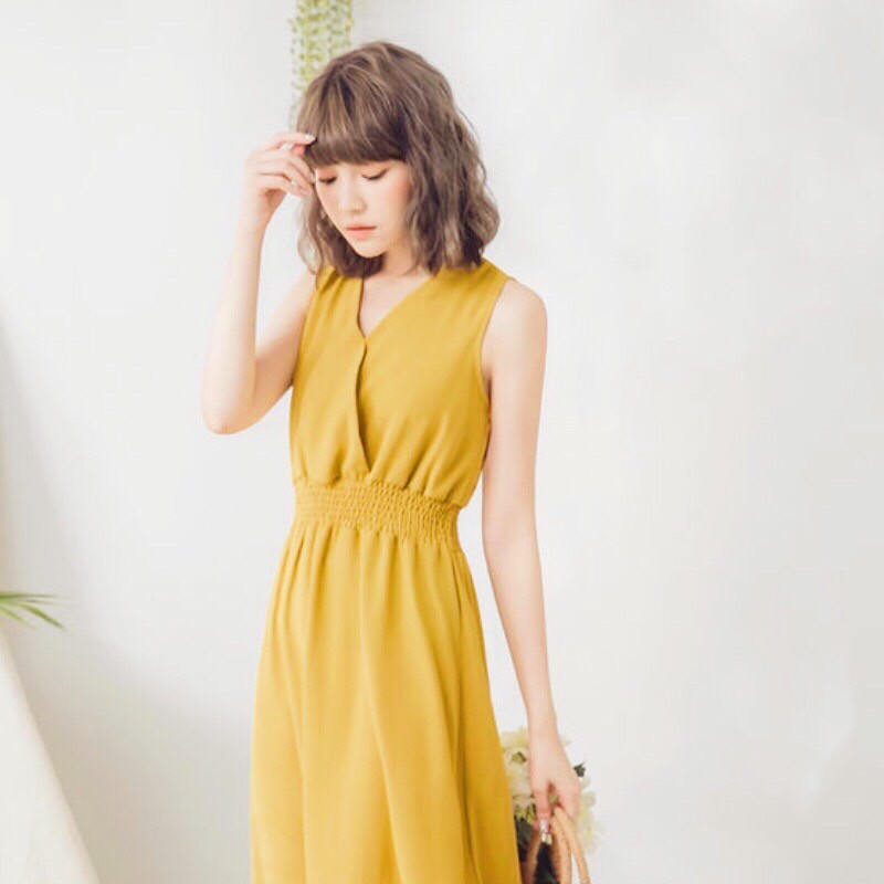 [ẢNH THẬT CUỐI] DM788 - Đầm Maxi Vàng Sát Nách Cổ V Nhún Eo | BigBuy360 - bigbuy360.vn