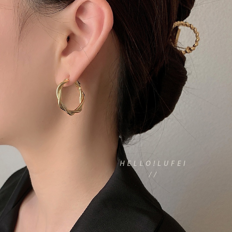 Bông tai kim loại thiết kế đơn giản phong cách retro Hàn Quốc 2023