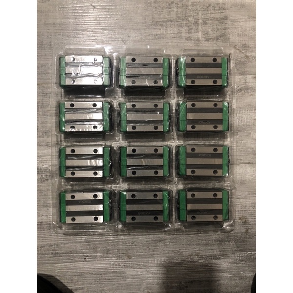 Con trượt Hiwin HGH20CA , HGW20CC . HGH25CA, HGW25CC, HGH30CA,Dùng nhiều cho việc làm đường dẫn các trục di chuyển