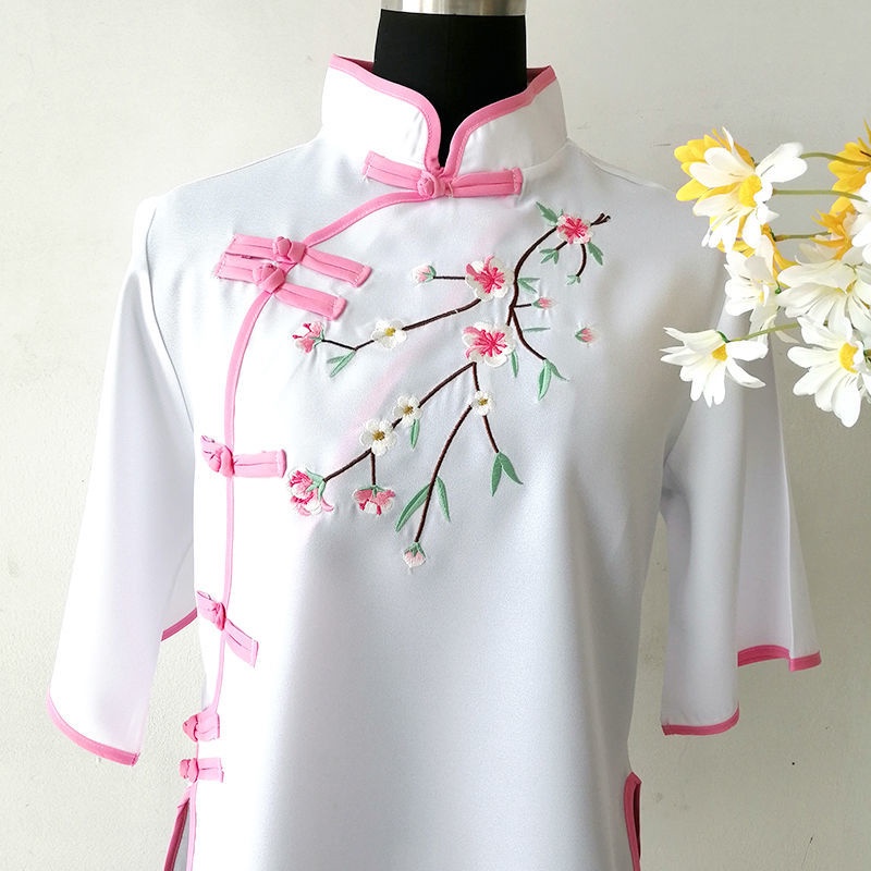 Áo Sườn Xám Ngắn Tay Thêu Họa Tiết Phong Cách Trung Hoa Cổ Điển Cho Nữ
