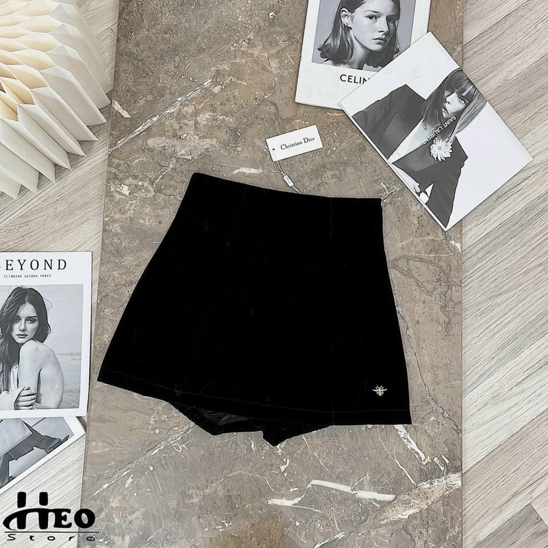 CHÂN VÁY NHUNG DÁNG A THÊU ONG CẠP CAO CHẤT ĐẸP MS17627 | BigBuy360 - bigbuy360.vn