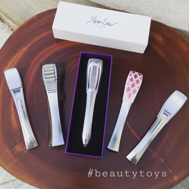 Cây lăn massage mặt Slim Cera used