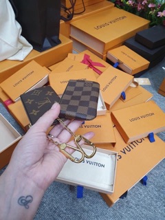 Móc khoá lv khoá kéo ngang fullbox
