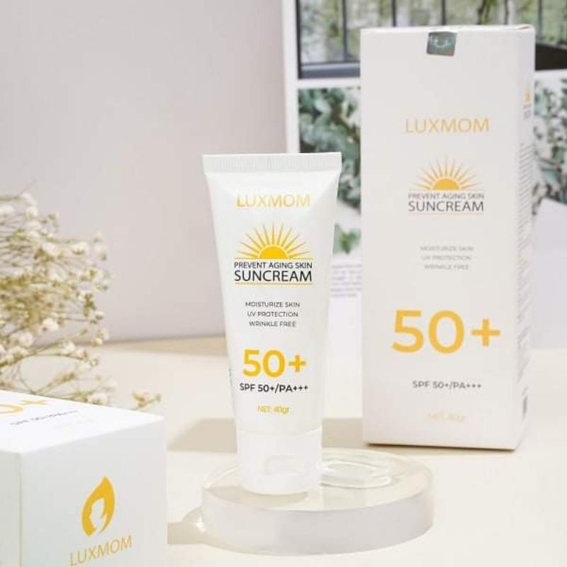 Kem Chống Nắng Luxmom Bảo Vệ Cho Làn Da Mẹ Bầu Và Sau Sinh SPF 50 PA+++