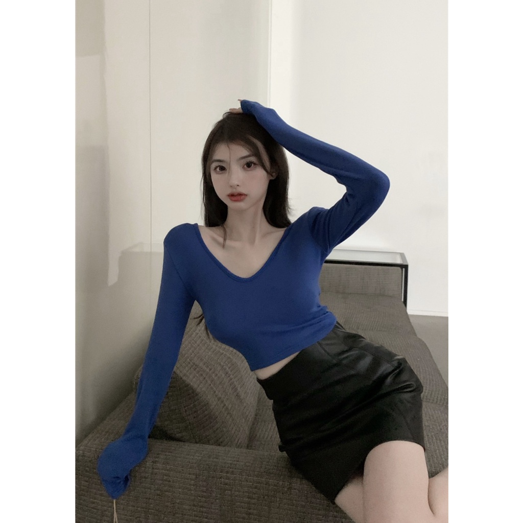 Áo Thun Croptop Tay Dài Cổ Tim_AT Clothing