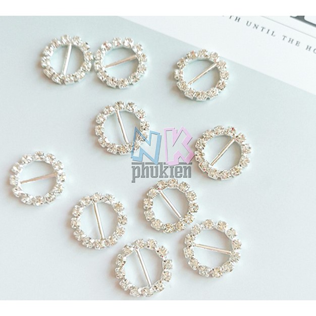 Center đá luồn nhiều hình dạng 1.6cm 4k/cái