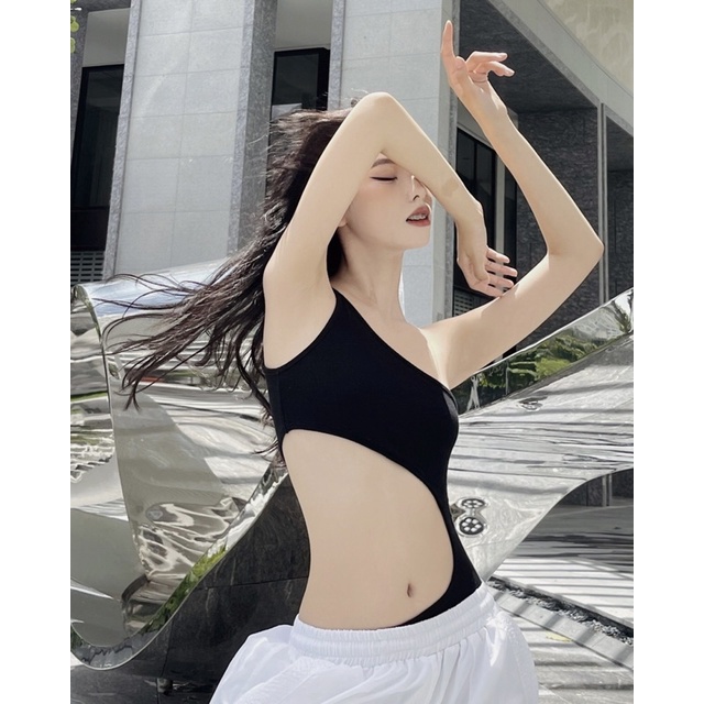 - bodysuit khoéc eo