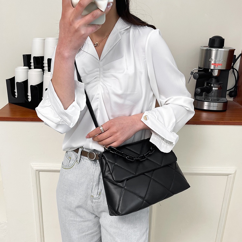 Túi đeo chéo IELGY dáng vuông nhỏ trơn mịn có khóa kéo cho nữ