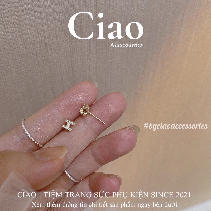 [HOẢ TỐC 1H] Khuyên tai/ Bông tai mạ bạc S925 thiết kế đính đá chữ H Hebe Tiny Ciao