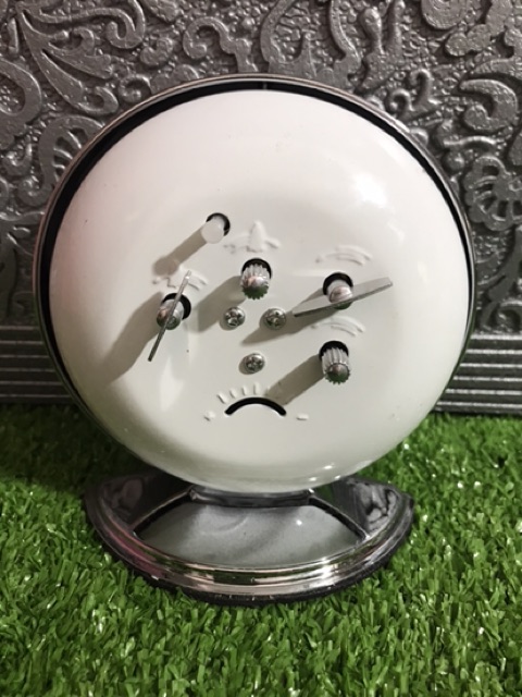 Đồng hồ con gà