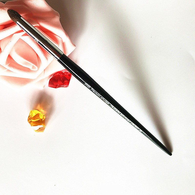 Cọ Nhấn Đuôi Mắt Sephora 29 - Sephora Eye Brush