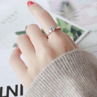 Nhẫn titanium đính hột BHN45