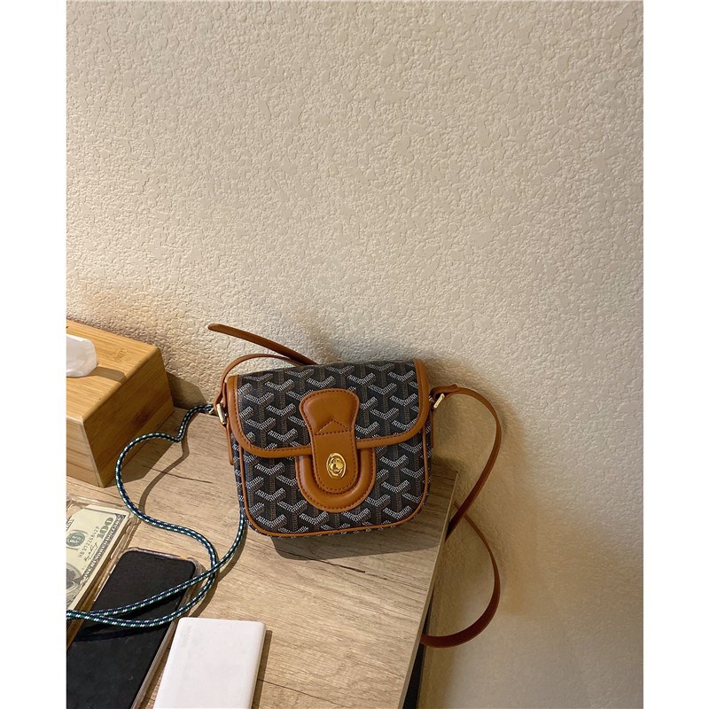 Túi đeo chéo hình vuông nhỏ Thiết kế mới thời trang phong cách Hàn Quốc 2022