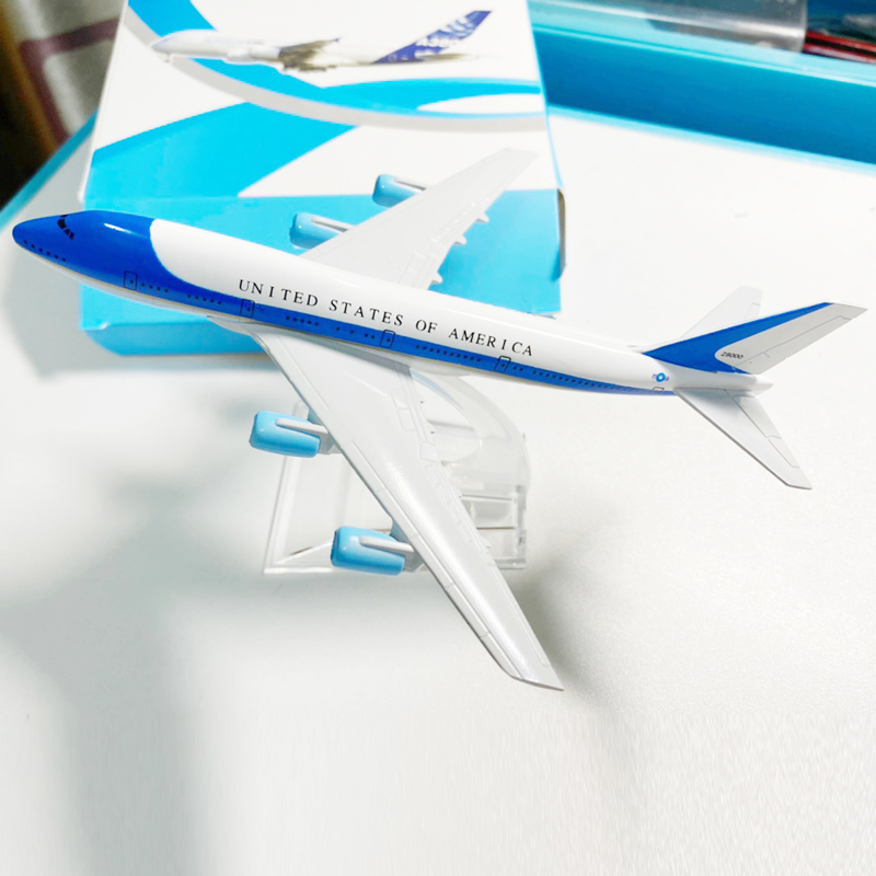 Mô Hình Máy Bay Mỹ Boeing 747 B747 Bằng Kim Loại
