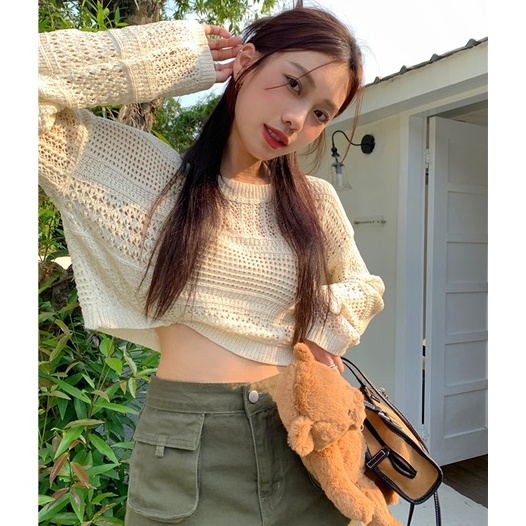QKOOLE Áo croptop  dệt kim tay dài cổ tròn phong cách cổ điển Hàn Quốc cho nữ