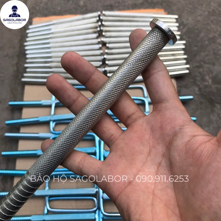 Ty côn và bàn đạp leo trụ bê tông ly tâm dành cho thợ điện lực và viễn thông EVN