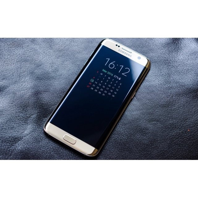 Điện thoại Samsung galaxy S7 Edge hàn quốc 2 sim/ Ram4Gb/Room32Gb hỗ trợ khe cắm thẻ nhớ mở rộng lên đến 256Gb