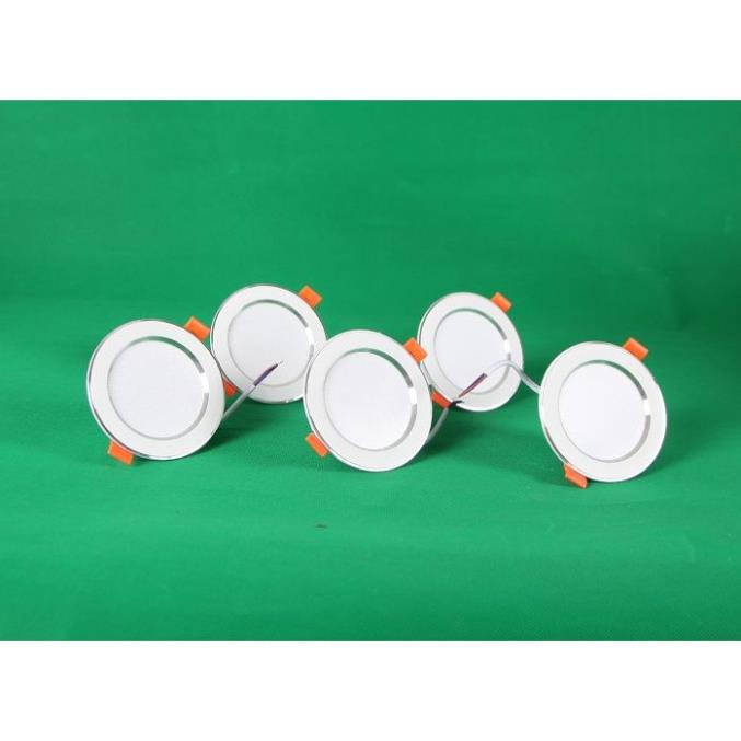 Đèn Led âm trần đổi màu 5w viền bạc/vàng, đèn trang trí giá rẻ