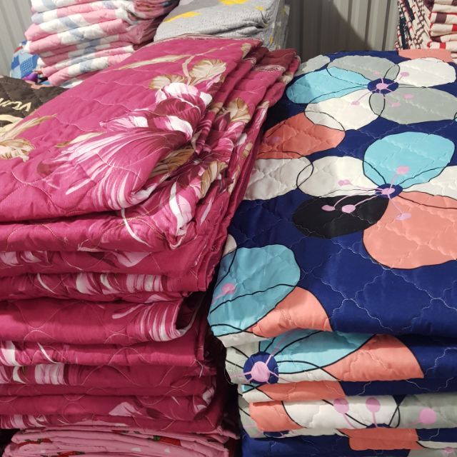 Chăn hè cotton poly . được chọn mẫu