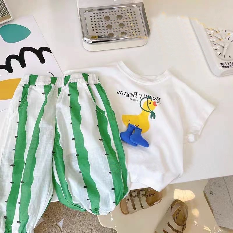 Bộ Quần Áo Cộc Tay Hình Vịt Ngộ Nghĩnh Chất Vải Thoáng Mát Cho Co Dã 4 Chiều Cho Bé Từ 7-37Kg Ken Store