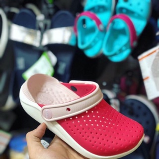 Dép sục croc-literid bé gái màu hồng