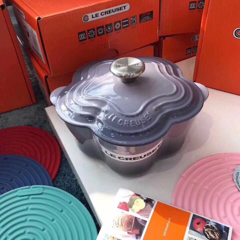 Nồi gang tráng men cao cấp Le Creuset - Thương hiệu Pháp - Đường kính 20cm