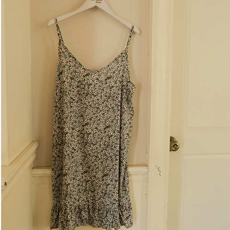 Đầm ngủ hai dây phong cách Hàn Quốc dễ thương dành cho nữ