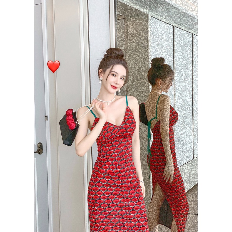 đầm 2 dây họa tiết cánh quạt đỏ xinh hở cột dây lưng xẻ tà