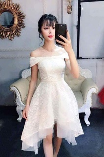 ĐẦM XÒE TRỄ VAI ĐUÔI TÔM