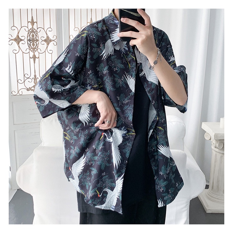 Áo Sơ Mi Tay Ngắn Dáng Rộng In Hình Chim Hạc Kiểu Nhật Bản Cá Tính Cho Nam