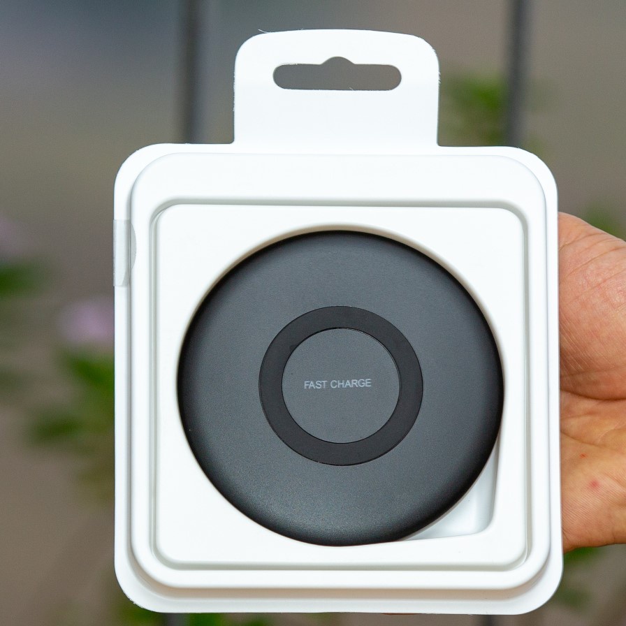 Bộ sạc nhanh không dây Sam Sung EP-P1100 chính hãng Wireless Charger, công suất sạc 15W