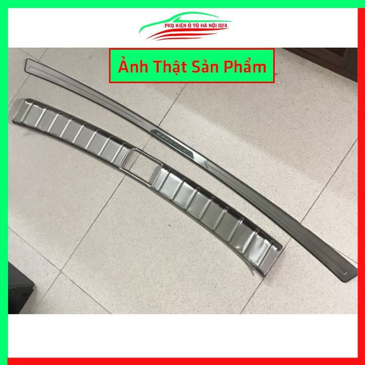 Ốp chống trầy cốp Mitsubishi Xpander 2018-2021 inox sáng bóng