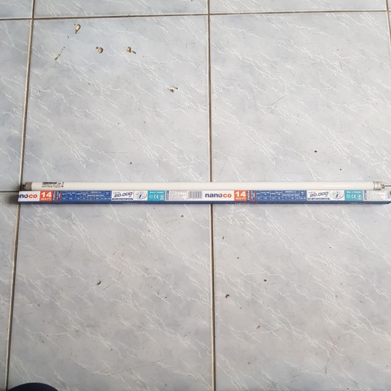 Bóng Đèn Đũa 14w T5 ánh sáng vàng