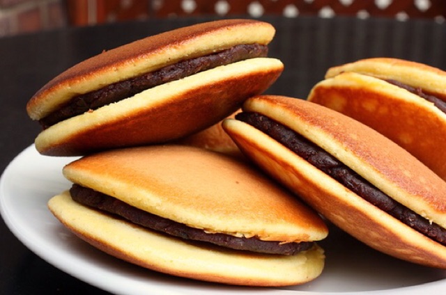 Bánh Dorayaki nhân đậu đỏ 310g (3 loại)