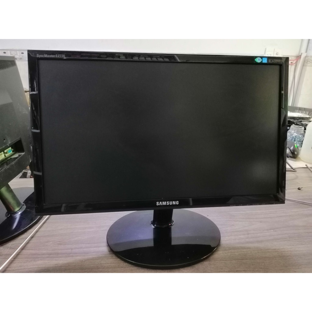 Màn hình lcd 22inch samsung synmaster e2220 nguyên zin sáng đẹp | WebRaoVat - webraovat.net.vn