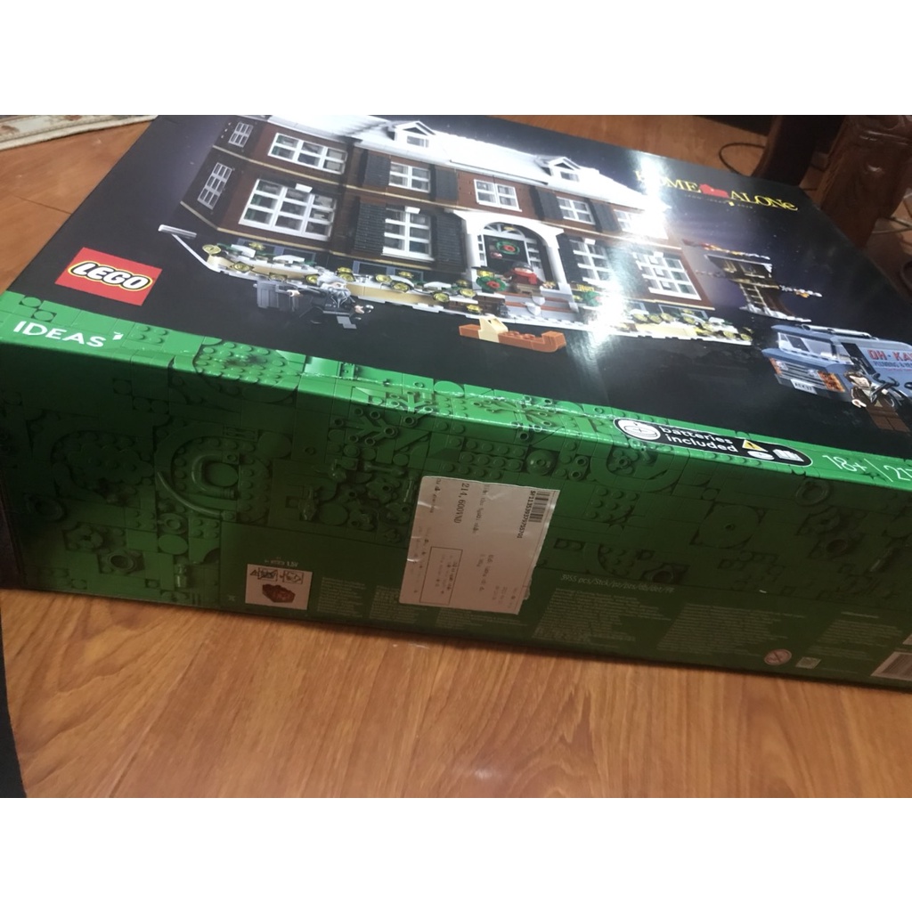 Đặt-LEGO 21330 - Ở nhà một mình