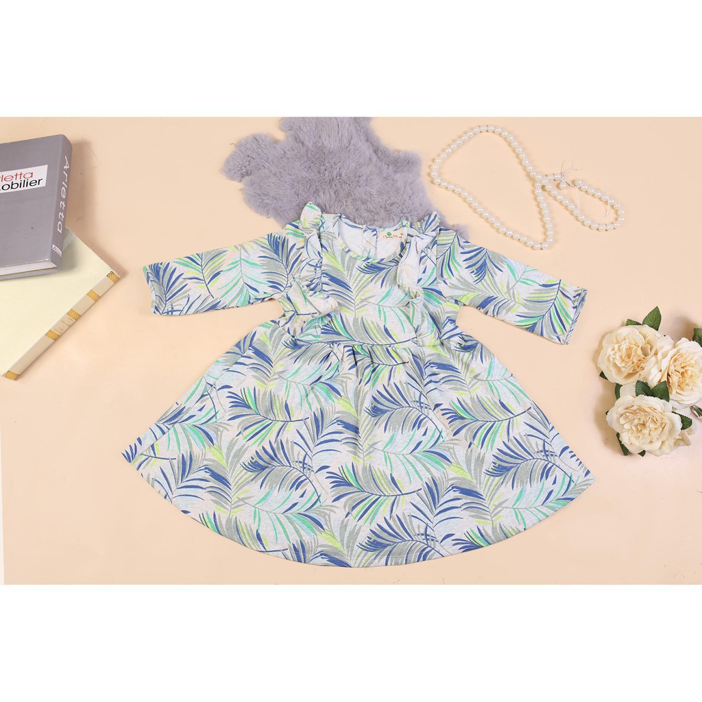 Váy thu đông nỉ da cá hoa văn bé gái size 1-5T, cho bạn từ 9-18kg. Chất nỉ da cá dày dặn, bền đẹp. Dễ mặc, dễ phối đồ