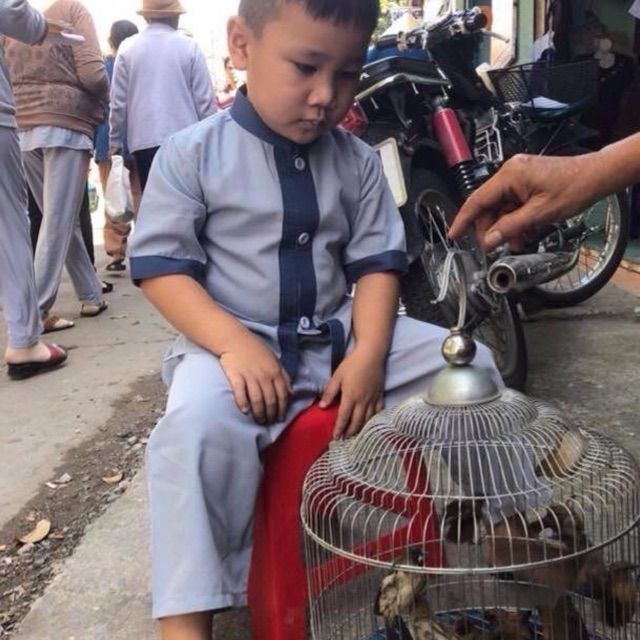 Đồ lam đi chùa cho bé