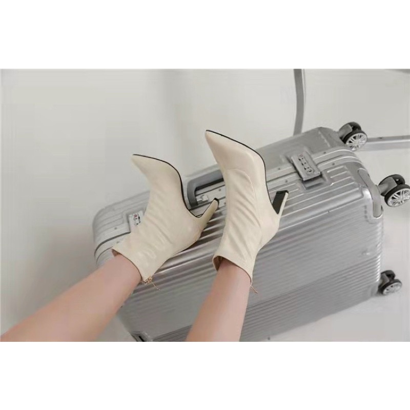 Boost nhọn da mềm