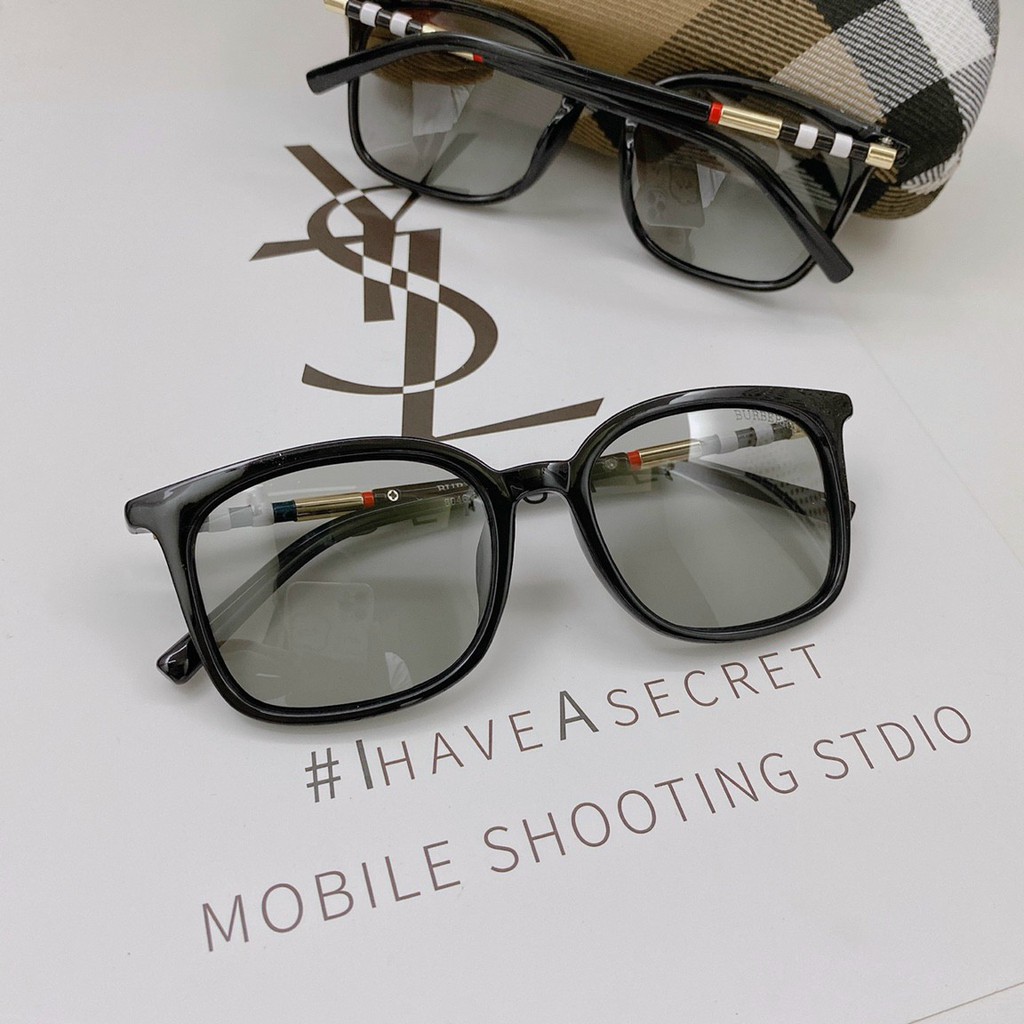 Mắt kính đổi màu ngày đêm E028 🕶 Kính mát thời trang | BigBuy360 - bigbuy360.vn