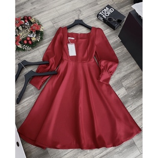 Váy xoè cổ vuông basic tay bồng chiết ly eo sang chảnh
