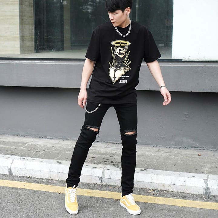 Quần jean nam đen rách gối kèm xích phong cách- jean dày co giãn