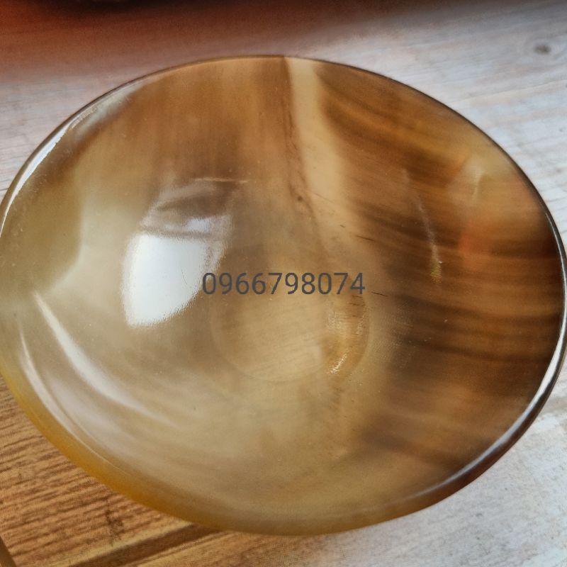 Bát sừng trâu tự nhiên rơi không vỡ, nhỏ nhẹ dễ cầm làm bát ăn dặm cho bé