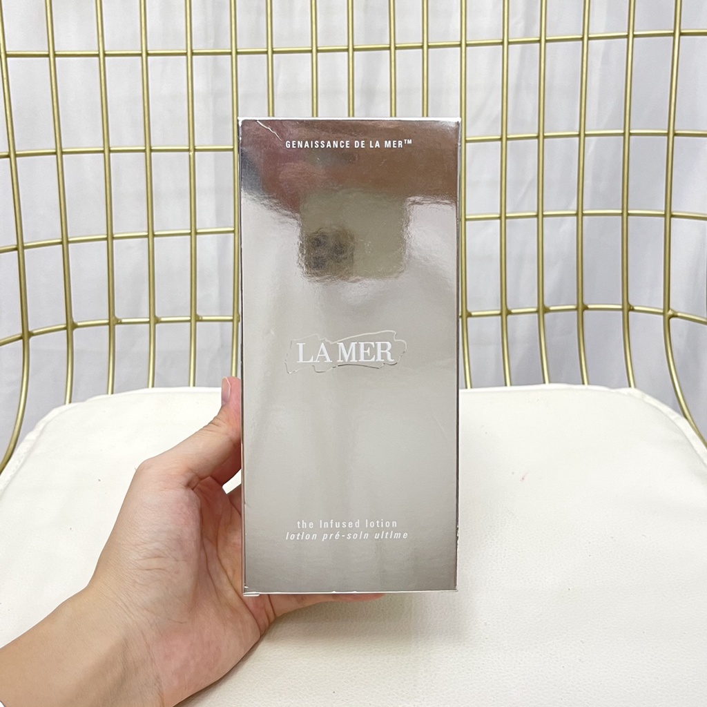 Tinh chất dưỡng da LA MER Aquamarine mạ vàng 24K 150ml
