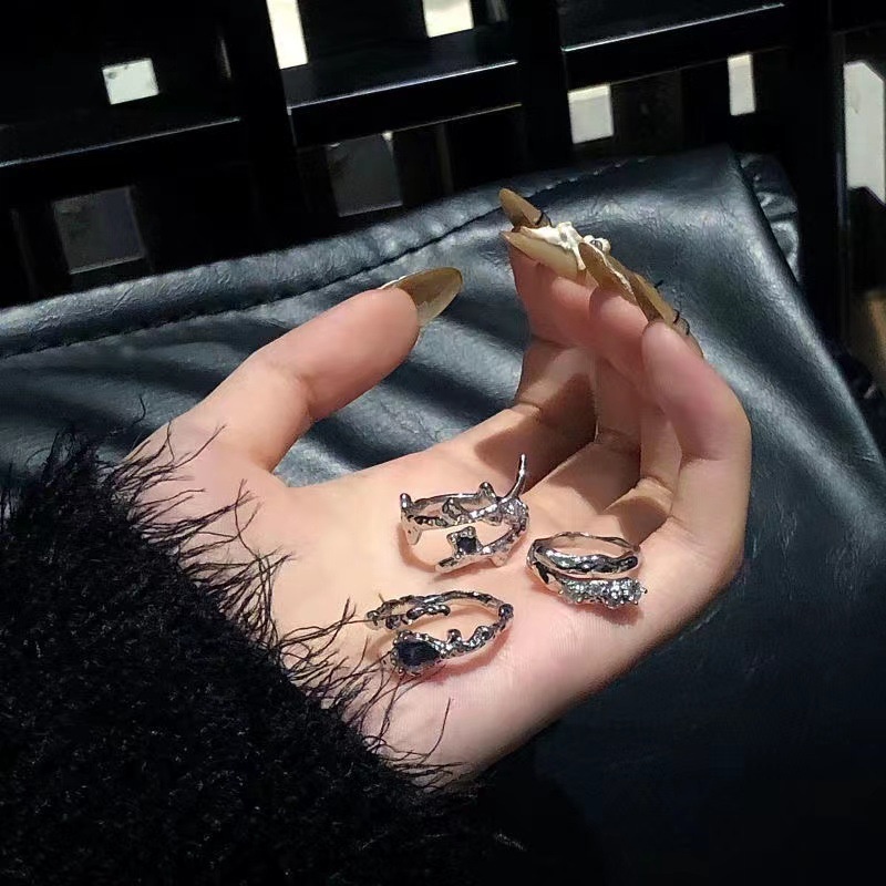 Nhẫn Đeo Tay Phong Cách hip hop Đường Phố Cá Tính Cao Cấp