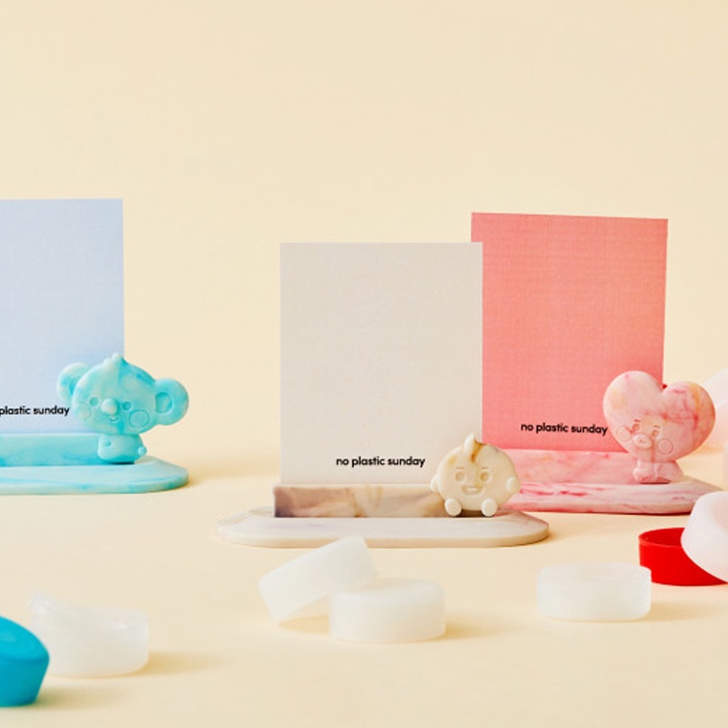 Hộp đựng kính áp tròng hình BT21 NO PLASTIC SUNDAY FIGURINE
