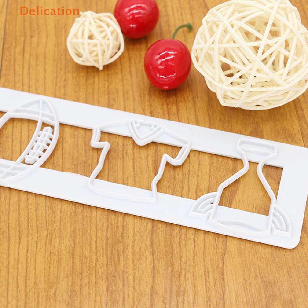 Khuôn Cắt Bánh Quy Hình Quả Bóng Đá