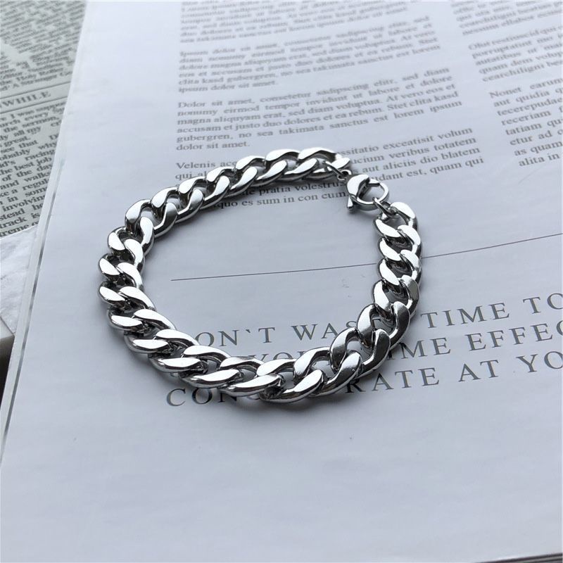 Vòng Đeo Tay Nam Titan Không Gỉ Xích Cuban 10mm