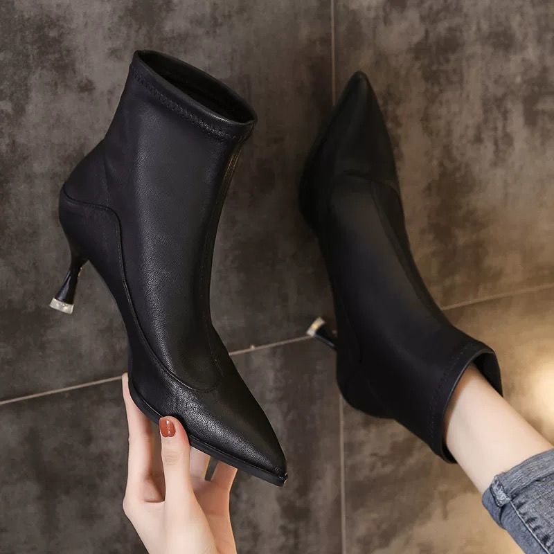 🔥Hot sale！Giày cao gót màu đen tính khí của phụ nữ gợi cảm mũi nhọn mỏng ống giữa ngắn ' ,
